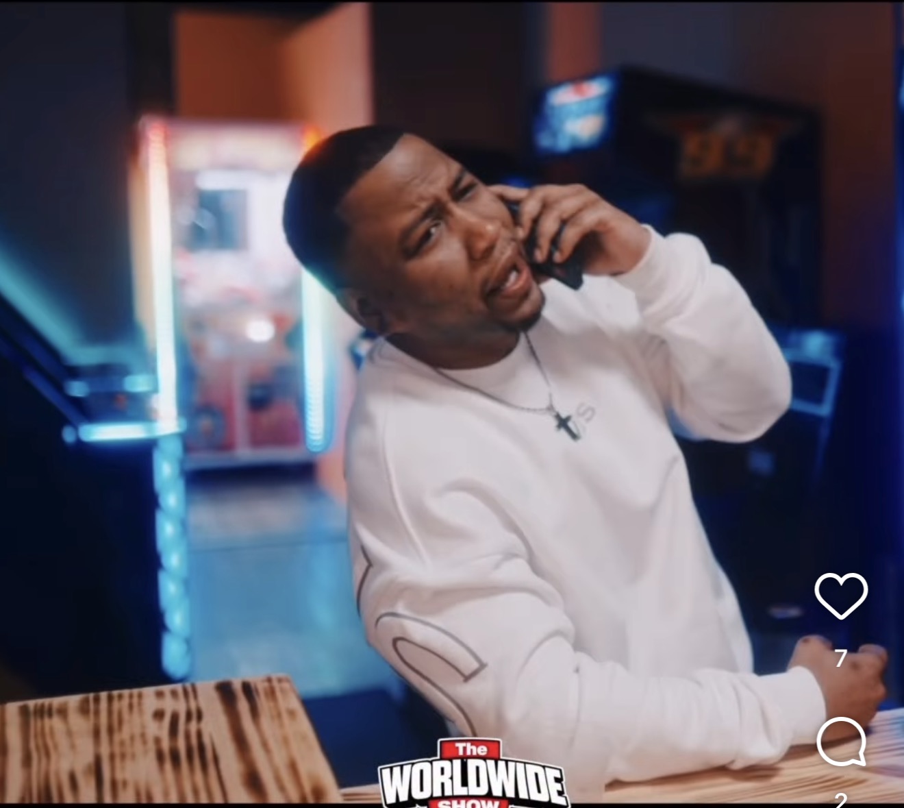 JonRay in the So Thick music video
